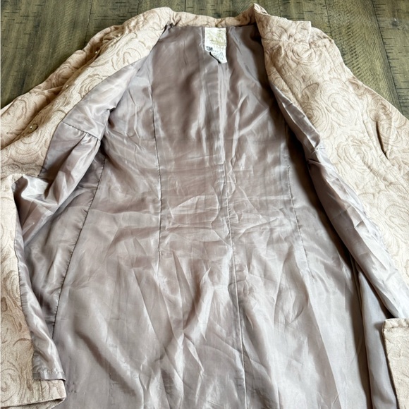 Forever Collectibles Tan Trench Coat with Textured Floral Design - Picture 14 of 15